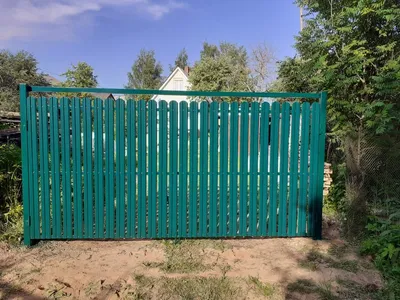 Купить ворота из профнастила с ковкой - цены с установкой в Санкт-Петербурге