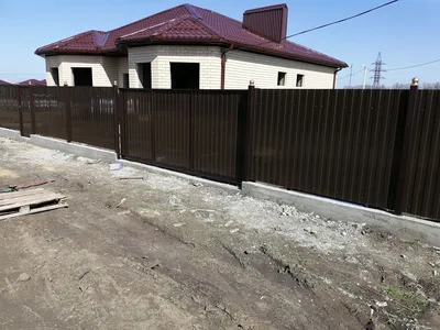 Забор из профнастила (металлопрофиля) с ковкой модель1/1: продажа, цена в  Фаниполе. Заборы и ограждения от \"DOMKOVKI.BY\" - 4211633