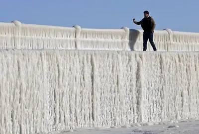 Черное море впервые за 30 лет покрылось льдом » BigPicture.ru