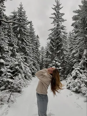 Девушка в лесу | Зимняя фотография, Лес, Идеи для фото