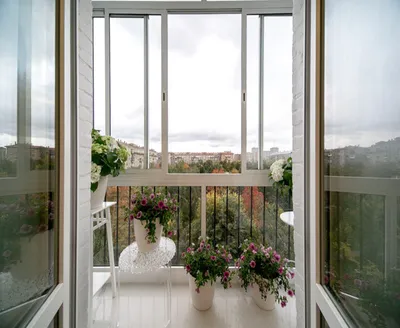 Французский балкон — уникальное остекление для вашего уюта и комфорта