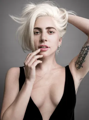 Леди Гага без макияжа чувствует себя страшной - Экспресс газета