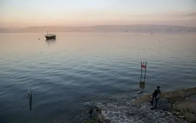 Галилейское Море Геннесаретское Озеро Морской Ландшафт На Севере Израиля  Панорамный Вид На Тиберию В Галилее — стоковые фотографии и другие картинки  Тивериадское озеро - iStock