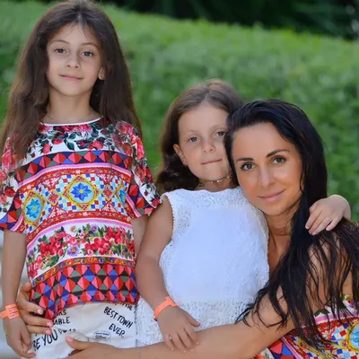 Жена Галустяна призналась, что муж мучает ее ревностью - 7Дней.ру