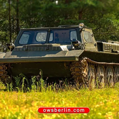 Yamal, Russia-DECEMBER 23, 2008: Soviet And Russian GAZ-71 Tracked  All-terrain Vehicle Parked In The Taiga In The North Of Western Siberia  Stock Photo, Picture and Royalty Free Image. Image 139427840.