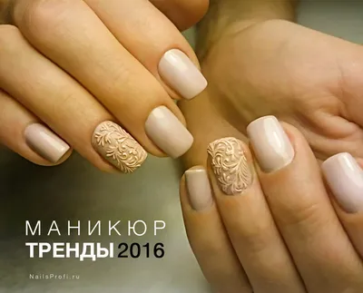 Ногтевой дизайн с лепкой и камнями в педикюре (ФОТО) - trendymode.ru