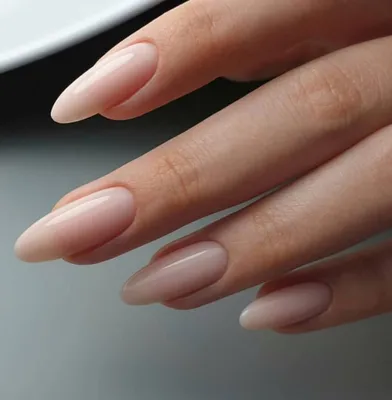 Как выглядит аллергия на гель-лак: девушка показала ногти, которые  пострадали после домашнего маникюра