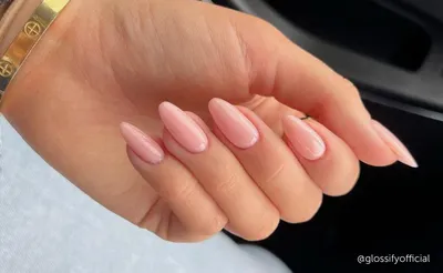 Hailey Bieber Nails: How to Create Her Glazed Donut Nails | Gelous