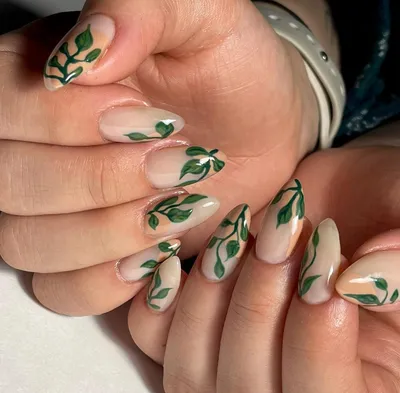 3D Nail Art Droplet Manicure Trend Of 2022, Explained