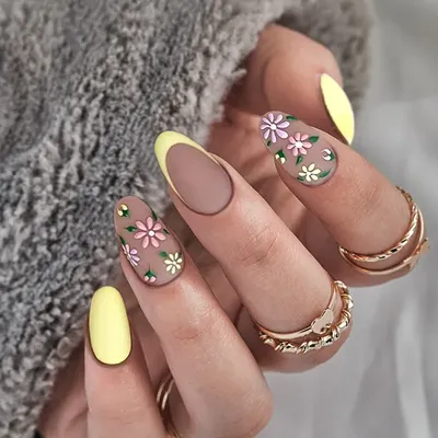 Нажимайте на ногти Короткие круглые французские желтые цветочные узоры гелевые  ногти полное покрытие искусственные ногти Набор накладных ногтей |  AliExpress