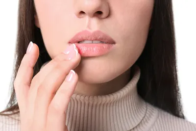 ТОП-5 правил. Как ухаживать за губами после перманентного макияжа? Анна  Дубовик - YouTube