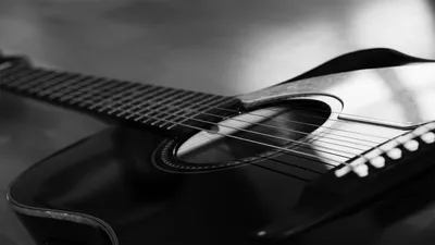 Фотографии гитары черно-белое, для любителя музыки Стоковое Изображение -  изображение насчитывающей аппаратура, лично: 167020583