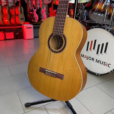 https://maestro-74.ru/buy/klassicheskaia-gitara-kremona-s65c-gg/