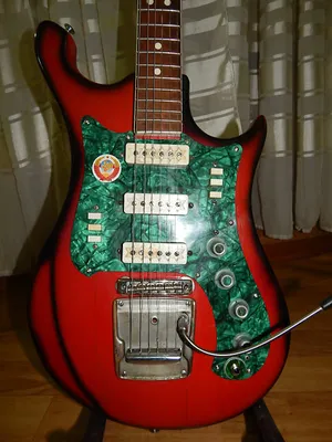Советские гитары: Форумы / Реставрация и ремонт / Ремонт УРАЛ 650А