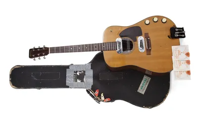 Fender Mustang Курта Кобейна продали за $340 000 — SAMESOUND