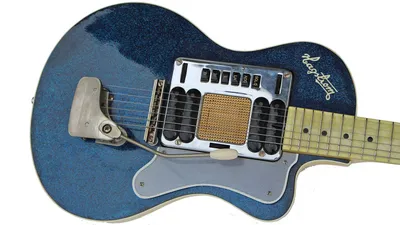 Kurt Cobain Fender Vandalism Strat Guitar. Nirvana. | Курт кобейн,  Фотография акустической гитары, Гитара