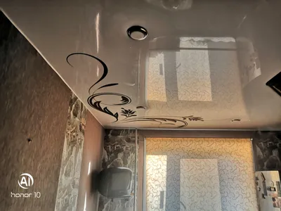 Глянцевый белый натяжной потолок для кухни 11 м2 монтаж и установка в  Саратове
