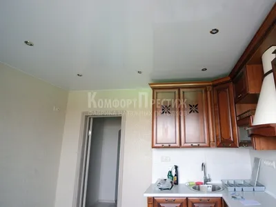 Глянцевый белый натяжной потолок на кухне НП-955 - цена от 1620 руб./м2