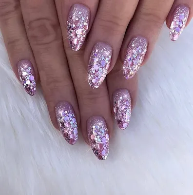 cool Потрясающий глиттер для ногтей — Идеи яркого дизайна маникюра | Pink  sparkly nails, Pink glitter nails, Ombre nails glitter