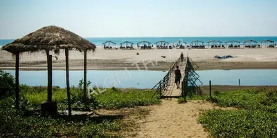 Панаджи в Гоа, пляж для туристов, отдых на курорте в Индии