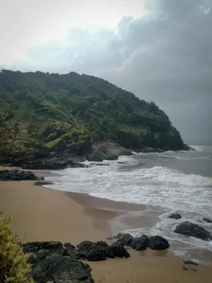 India, Karwa District, Gokarna. Om Beach, one of several beaches outside  the pilgrimage town of Gokarna. Gokarna is situated on the west coast on  India, south of Goa. Go karna literally means