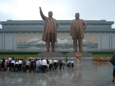 Люди бегут из Северной Кореи от голода и каннибализма