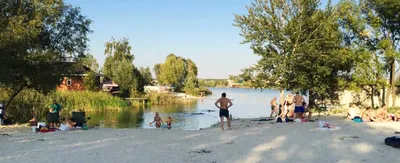 Голубое озеро – одно из лучших мест для пляжного отдыха в Киевской области