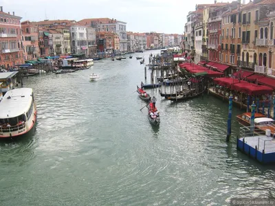 Зачем Венецию построили на воде? | Италомания | Дзен