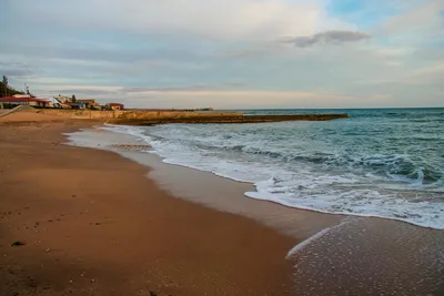 прекрасный вид на бульгарский приморский город. черное море. Варна. золотые  пески Стоковое Фото - изображение насчитывающей луковичой, свет: 251686546