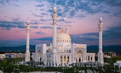 Мечеть «Гордость мусульман» в городе \"Шали\"