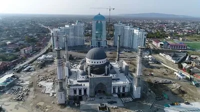 В Чечне готовятся к открытию высотного комплекса «Шали-Сити» | 08.12.2017 |  Грозный - БезФормата