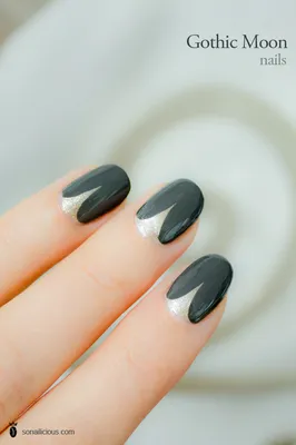 freehand ~gothic~ inspired nails : r/RedditLaqueristas
