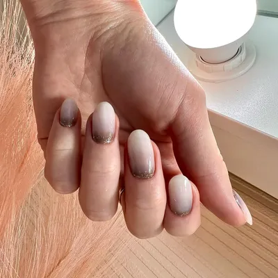 Smartmanicure - Градиентный маникюр с эффектом омбре 💅 🌸 Эта техника так  сильно запала в наши сердца и души, что изгнать ее оттуда не под силу даже  всемогущей моде. Мягкие переходы одного