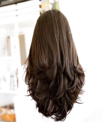 Градуированная стрижка на длинные волосы: 21 модная идея с фото