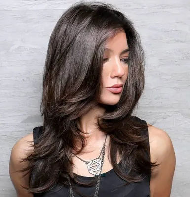 Градуированная стрижка на длинные волосы: 21 модная идея с фото
