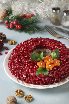 Салат «Гранатовый браслет»: рецепт изысканной новогодней закуски: пошаговый  рецепт c фото