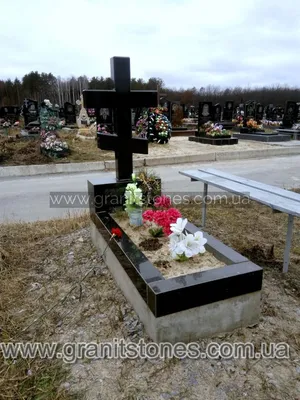 Гранитный крест на могилу черный купить цена заказать
