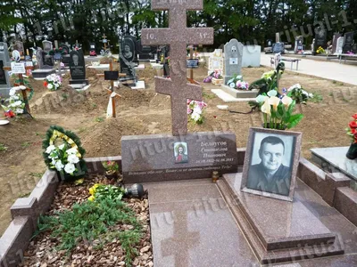 Гранитный крест - купить в Москве, доступные цены на кресты на могилу из  гранита у «Ритуал-1»