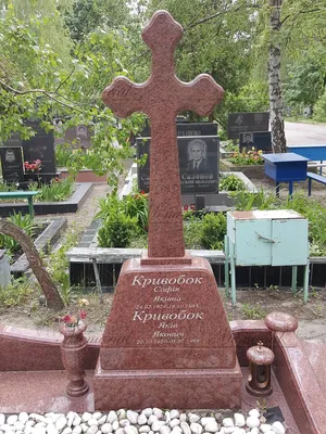 модель №016 крест из карельского гранита - Заказать памятник на могилу в г.  Челябинск - «АРТ-Гранит»