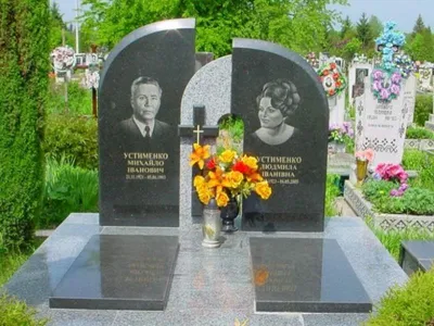 Памятники из гранита купить в Екатеринбурге | Гранитные памятники в  компании Мемориал