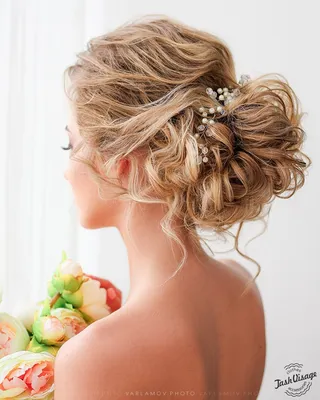 2 любимые причёски - греческая и хвост 😍 1 или 2? 💁🏼 2 our favorite  hairstyles 😍 1 or 2? Greek or ponyt… | Elegant wedding hair, Pagent hair,  Wedding hairstyles