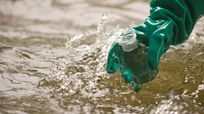 Грязная вода на одесском курорте Фонтанка: безопасно ли купаться