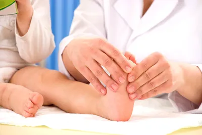 Как и чем лечить грибок на ногах у ребенка: статьи клиники Оксфорд Медикал  Киев