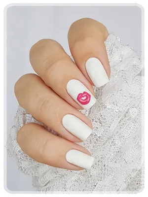 Pin by ROSE on Wallpaper | Red nails, Pretty nails, Glitter lips