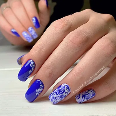 Синий маникюр, гжель на ногтях | Green nails, Nails, Nail designs