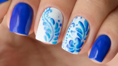 Рисунки гель-лаком на ногтях. Синий дизайн ногтей Гжель. Красивый маникюр  (shellac) - YouTube