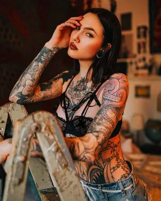 Девушки С Татуировками | Татуированные девушки, Быть девушкой, Стиль