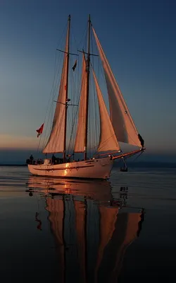 Встреча заката на яхте в Сочи - Адмирал