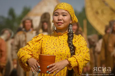 От прошлого к настоящему. Как трансформировалась якутская национальная  одежда для Ысыаха