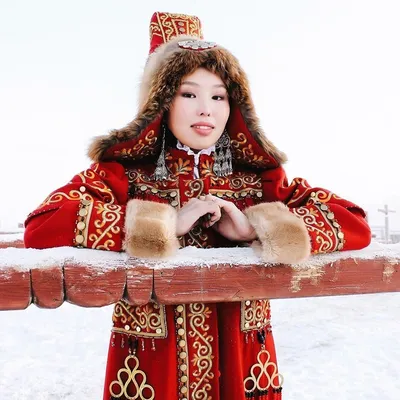 Лариса Андреева: «Верю, что якутская национальная одежда войдет в офисный  стиль»